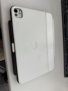 （分類：）位於 。 由 lucaschanss 提交（商品編號 1385847611，圖片 1）。簡介： 。