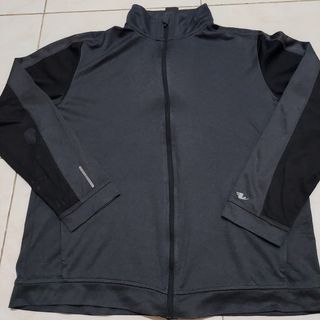 (Kategori: ) berada di . Dikirim oleh preloved_authentic8 (ID iklan 1385870228, Gambar 1). Deskripsi: .