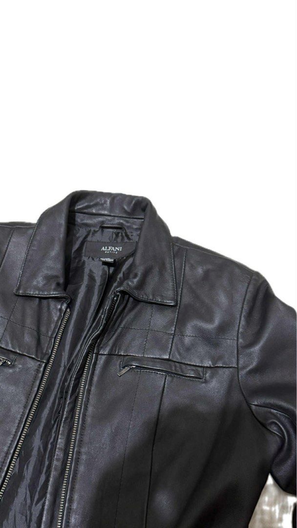 Authentic leather jacket (Category: Coats, Jackets and Outerwear) located in Manila. Submitted by gryff (Listing ID 1385952231, Image 1). Description: used leather jacket 〰️ bought this here on carousell as well 〰️ used once only 〰️ has minor flaws (see photos) 〰️ available mod: lalamove/grab 〰️ measurements: - length: 22in - sleeves: 23in - shoulder width: 15.5in rfs: decluttering + need funds dm me if interested!.
