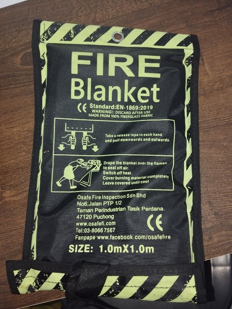 Authentic O Safe fire blanket (Category: Safe) located in Kuala Lumpur. Submitted by nununono (Listing ID 1385876354, Image 1). Description: authentic O safe fire blanket bought from direct sales assistant PM me for more.
