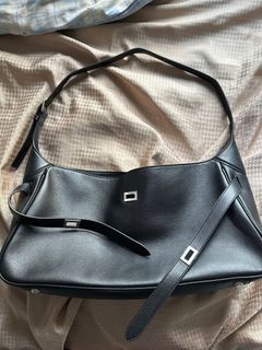 （分類：）位於 。 由 simply_selllll 提交（商品編號 1385918427，圖片 1）。簡介： 。