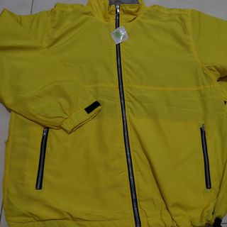 (Kategori: ) berada di . Dikirim oleh preloved_authentic8 (ID iklan 1385865102, Gambar 1). Deskripsi: .