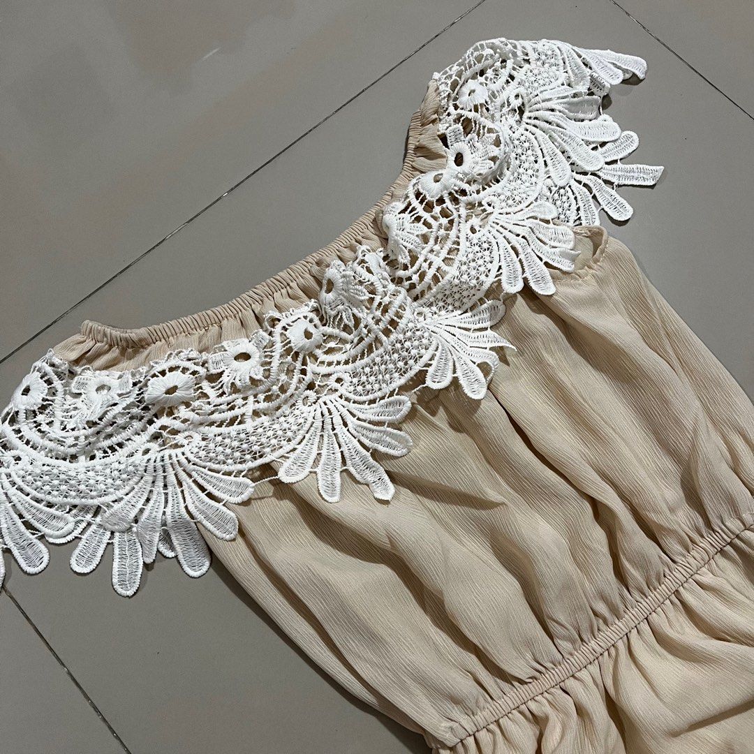Beige Lace Dress (Category: Dresses) located in Cainta. Submitted by nikitaps (Listing ID 1385883910, Image 1). Description: Belt is not included. DM me for more deets!.