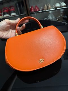 (Kategori: ) berada di . Dikirim oleh bungas_branded (ID iklan 1385926426, Gambar 1). Deskripsi: .