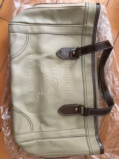 （分類：）位於 。 由 franfat 提交（商品編號 1385868736，圖片 1）。簡介： 。