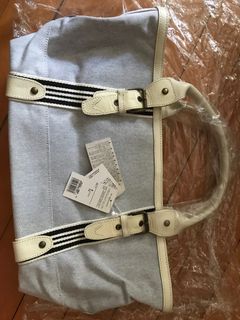 （分類：）位於 。 由 franfat 提交（商品編號 1385891987，圖片 1）。簡介： 。
