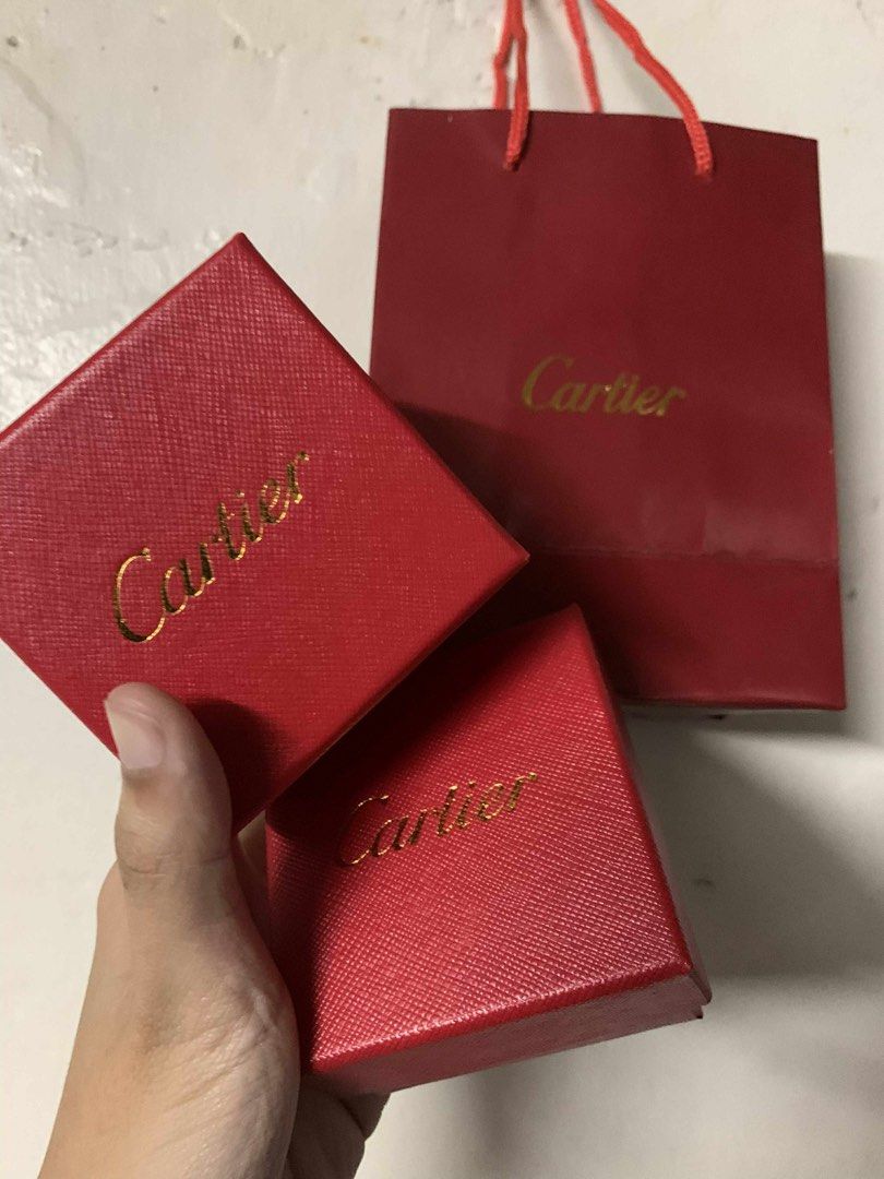 Cartier Dumont (Category: Luxury Accessories) located in Manila. Submitted by z_ware (Listing ID 1385992686, Image 1). Description: -couple watch -1500 nalang -can do slight offer -can ship agad with bubble wrap -with box and paper bag -1k each.