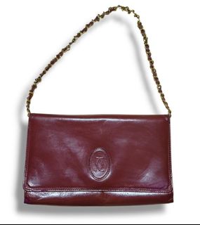 (Category: ) located in . Submitted by saksthriftavenuebyluckymaria8 (Listing ID 1385970496, Image 1). Description: .