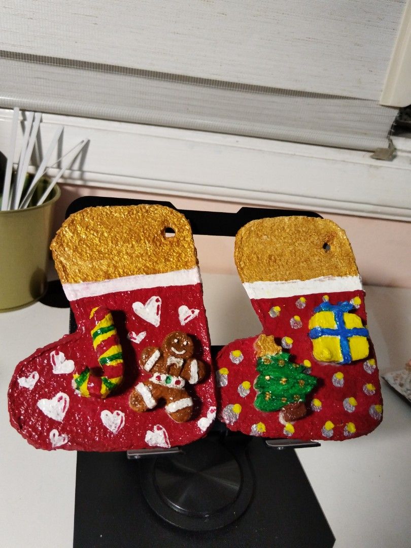 CHRISTMAS DECORS (Category: Other Home Decor) located in Quezon City. Submitted by V_Cl0set (Listing ID 1385935661, Image 1). Description: 50 pesos each made to order.