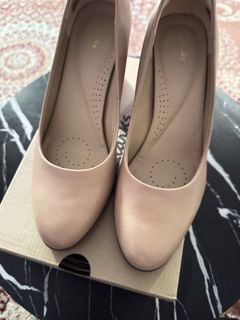 (Category: ) located in . Submitted by preloved2beloved (Listing ID 1385874947, Image 1). Description: .