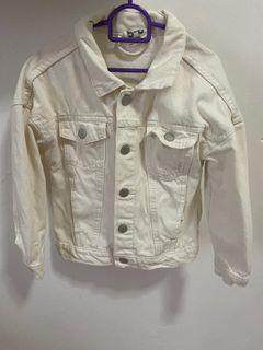 (Category: ) located in . Submitted by xoniiisa (Listing ID 1385906736, Image 1). Description: .