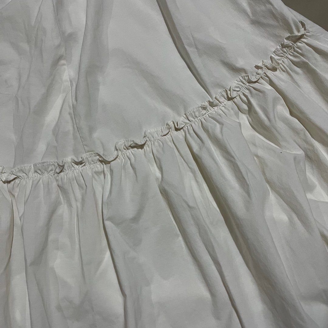 Cream Long Skirt (Category: Skirts) located in Cainta. Submitted by nikitaps (Listing ID 1385888311, Image 2). Description: DM me for more deets!.
