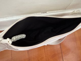 （分類：）位於 。 由 luikkd 提交（商品編號 1385915545，圖片 1）。簡介： 。