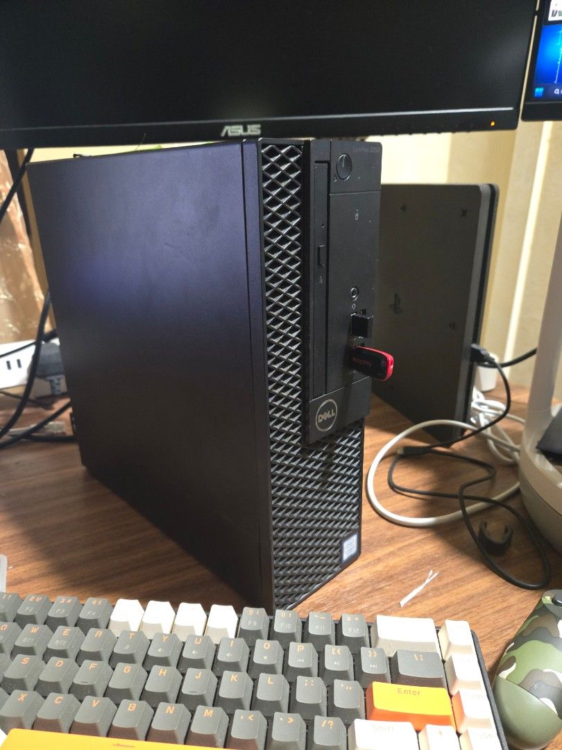 Dell mini PC - Optiplex 3050 small form factor63699138428035110