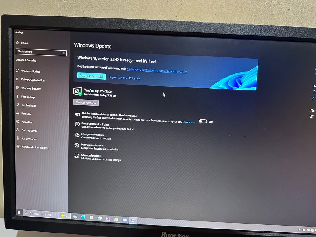 DESKTOP SET pwede pang games / work from home (Category: Desktops) located in Quezon City. Submitted by bslmia (Listing ID 1385816339, Image 2). Description: ‼️FOR SALE‼️ Desktop, nakaset up na gagamitin nalang. with GPU pwede pang games Ryzen 5 3400g GTX 780ti 16 RAM 500gb SSD RFS: Need ng space & funds Other Specs and inclusion nasa comment section. IT may ari kaya alagang alaga sa sobrang alaga di na ginagamit eme 🤣 If may questions, feel fre