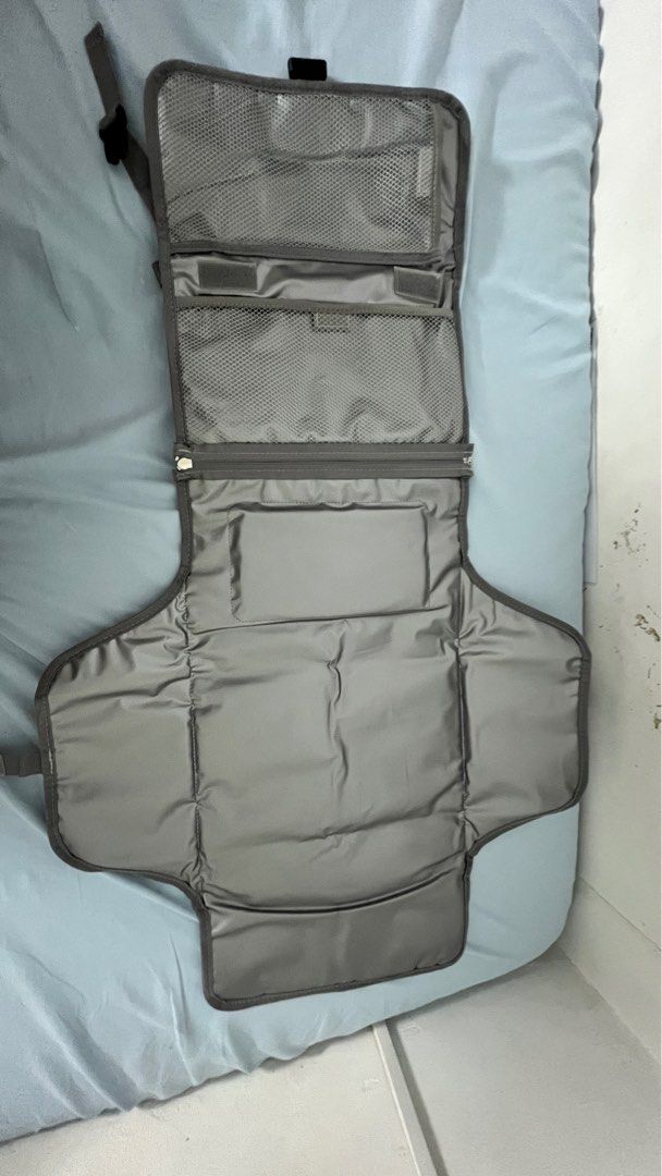 Diaper changing pad (Category: Baby Toiletries & Grooming) located in Makati City. Submitted by sweetdeclutter (Listing ID 1385832515, Image 2). Description: .