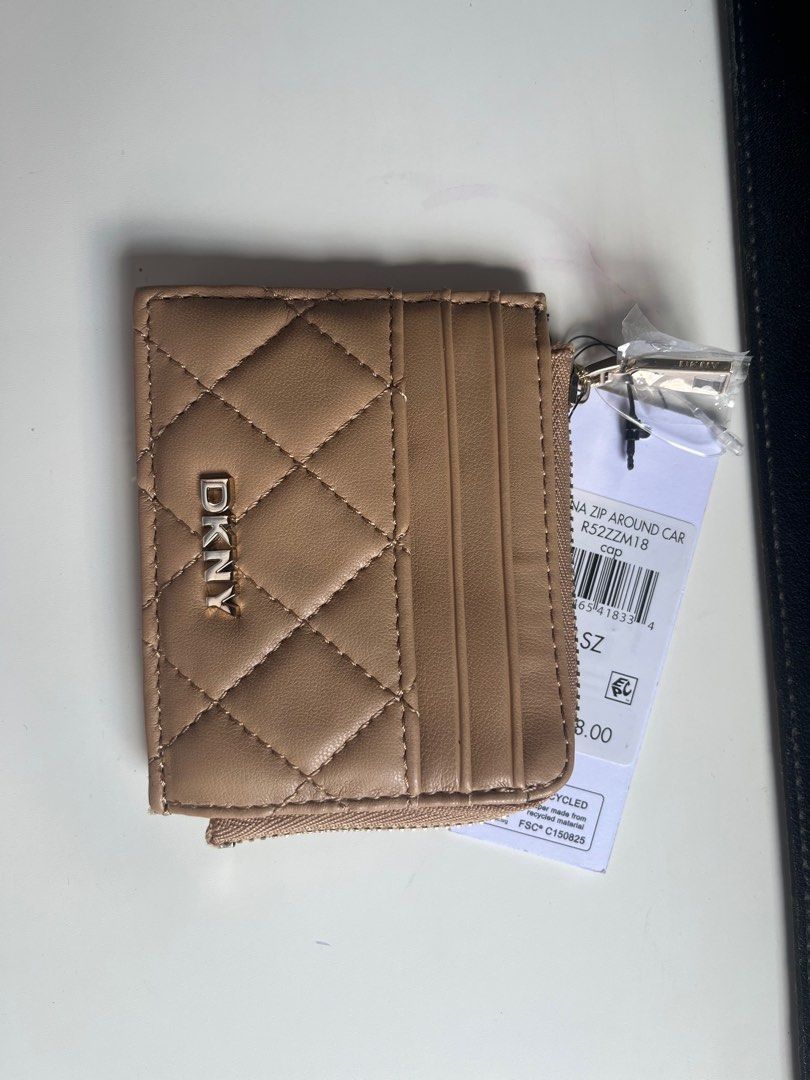 DKNY (Original) (Category: Luxury Bags & Wallets) located in Mangaldan. Submitted by ali.knox19 (Listing ID 1385844033, Image 3). Description: original price 48 USD (Php 2700).