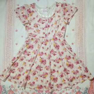 (Kategori: ) berada di . Dikirim oleh fleuryyy (ID iklan 1381203473, Gambar 1). Deskripsi: .