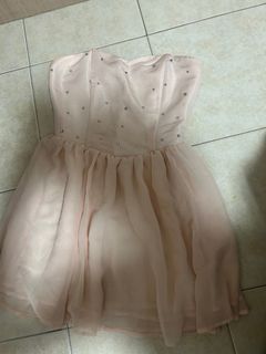 (Category: ) located in . Submitted by JesikaLee (Listing ID 1385967535, Image 1). Description: .