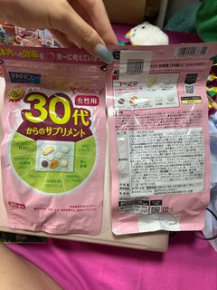 （分類：）位於 。 由 gigithy 提交（商品編號 1385848611，圖片 1）。簡介： 。