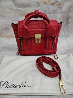 (Kategori: ) berada di . Dikirim oleh kiano_shoes (ID iklan 1385912682, Gambar 1). Deskripsi: .