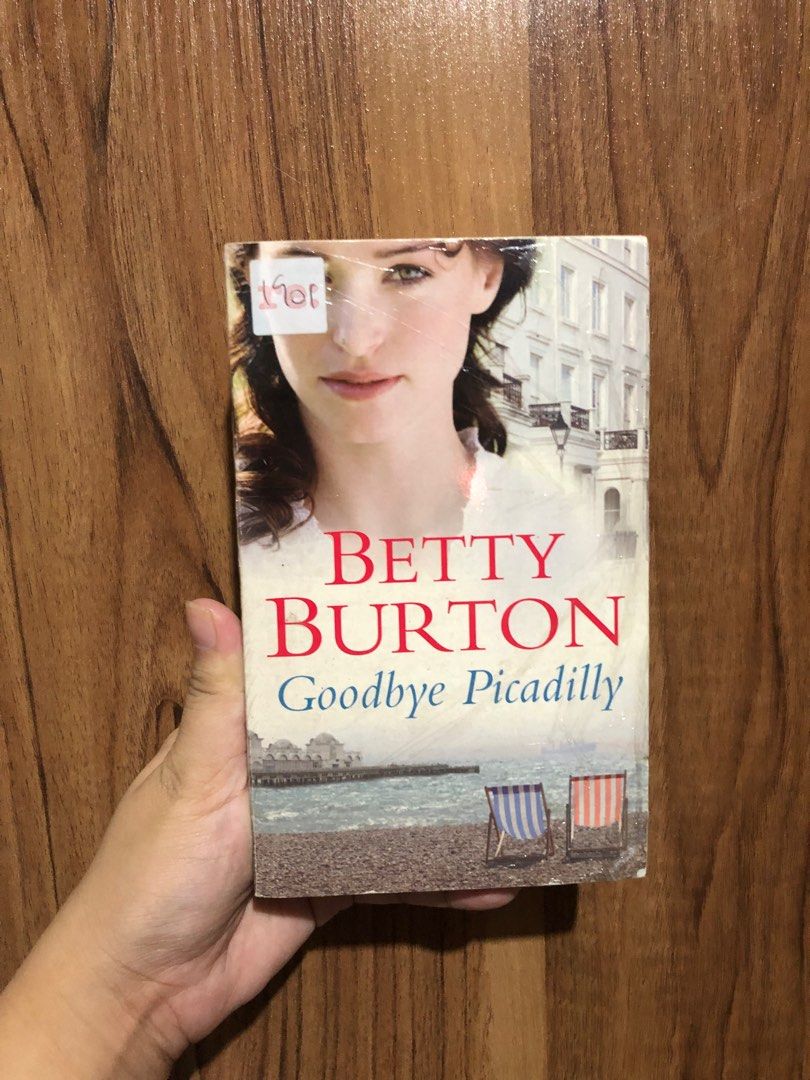 Free Books (Category: Storybooks) located in Manila. Submitted by moonlightsoul (Listing ID 1385819307, Image 2). Description: Take all. Giving these 2 free books, In MMPB size and all in good condition. Kindly message if interested. And must shoulder the shipping cost. ♥️📖.