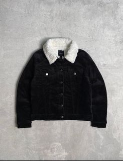 (Kategori: ) berada di . Dikirim oleh hakkithrifttops (ID iklan 1385831859, Gambar 1). Deskripsi: .