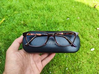 (Kategori: ) berada di . Dikirim oleh futra_eyewear (ID iklan 1385950116, Gambar 1). Deskripsi: .