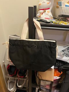 （分類：）位於 。 由 samuelchak41315 提交（商品編號 1385847779，圖片 1）。簡介： 。