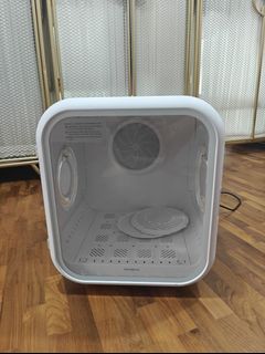 (Category: ) located in . Submitted by oscarsk92 (Listing ID 1385877639, Image 1). Description: .