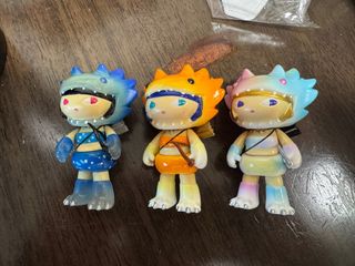 （分類：）位於 。 由 toychanger 提交（商品編號 1385925227，圖片 1）。簡介： 。