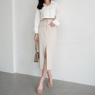 (Kategori: ) berada di . Dikirim oleh curatedbynia (ID iklan 1386003603, Gambar 1). Deskripsi: .