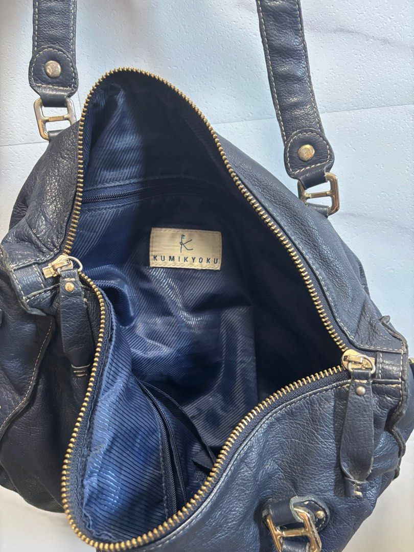 KUMIKYOKU (Japan) Shoulder Bag (Category: Shoulder Bags) located in Manila. Submitted by amrtn (Listing ID 1385840617, Image 2). Description: - no sling pero 2-way siya.