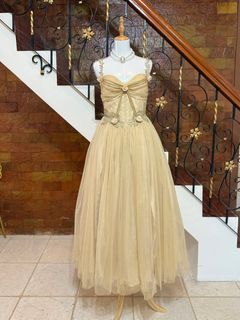 (Category: ) located in . Submitted by fashionshop248 (Listing ID 1385897360, Image 1). Description: .