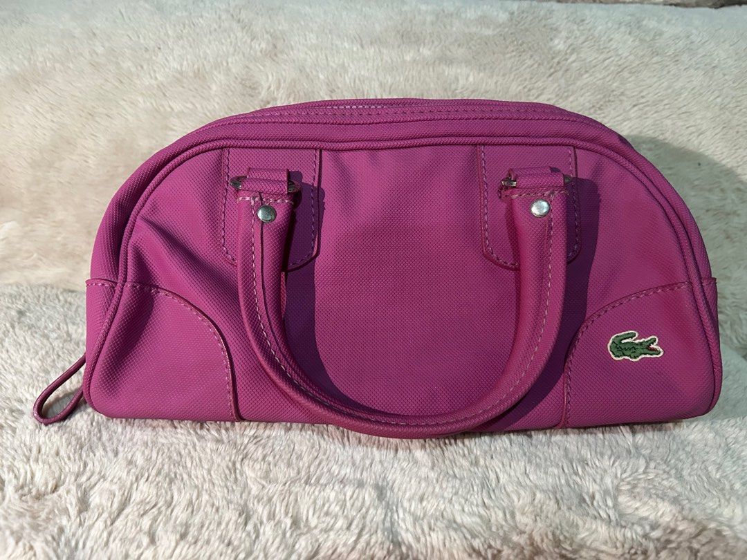 lacoste handbag (Category: Luxury Bags & Wallets) located in Cebu City. Submitted by powkiebear (Listing ID 1386004725, Image 1). Description: lacoste handbag (authentic) for sale vintage and in good condition .