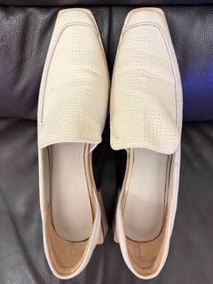 （分類：）位於 。 由 softbake 提交（商品編號 1385950779，圖片 1）。簡介： 。