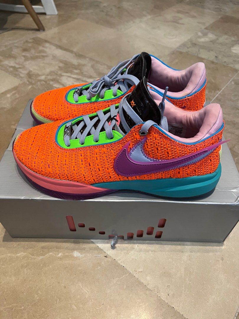 Lebron XX EP sz 9.5 mens (Category: Sneakers) located in Manila. Submitted by antidote30 (Listing ID 1385824632, Image 3). Description: Size 9.5 mens Barely used Great cushioning. For collectors, value may increase soon with Lebron retiring.