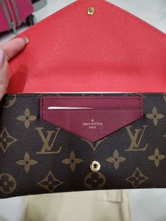 (Category: ) located in . Submitted by loveourselves (Listing ID 1385907130, Image 1). Description: .