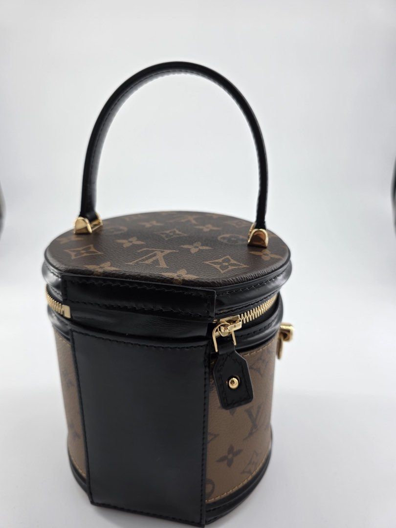 AUTHENTIC Louis Vuitton Cannes Reverse Monogram (Category: Luxury Bags & Wallets) located in Caloocan City. Submitted by vinnnccc (Listing ID 1385820431, Image 3). Description: Louis Vuitton Reverse Monogram Cannes Bag Condition: Good as new (intact plastics on hardware) Inclusion: Box Dustbag Long strap Lock Key Size: W 15cm X H 17cm X D 15cm Price: 120k Market Price: 150K and above.