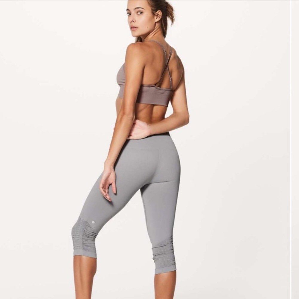 Lululemon cropped leggings in gray (Category: Activewear) located in Cavite. Submitted by lovedbysheee (Listing ID 1385950928, Image 1). Description: No issue, in perfect condition. cut tags, small in size.