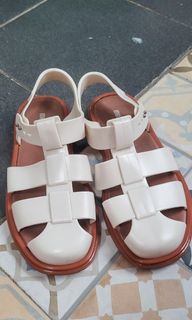 (Kategori: ) berada di . Dikirim oleh lemariayy (ID iklan 1385909123, Gambar 1). Deskripsi: .