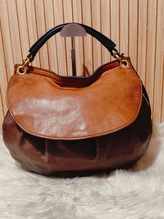 (Category: ) located in . Submitted by secondhand.shop.ph (Listing ID 1385884287, Image 1). Description: .