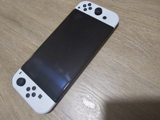 (Category: ) located in . Submitted by darkdante (Listing ID 1385948510, Image 1). Description: .