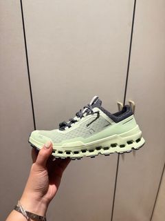 (Category: ) located in . Submitted by checkingoutcloset (Listing ID 1385860975, Image 1). Description: .