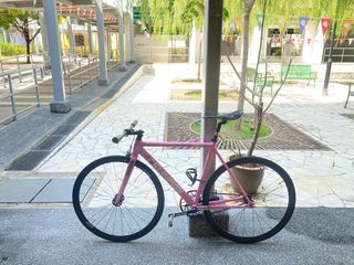 (Category: ) located in . Submitted by wagur1 (Listing ID 1385974443, Image 1). Description: .