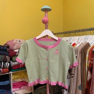 (Kategori: ) berada di . Dikirim oleh marchgallery03 (ID iklan 1385869746, Gambar 1). Deskripsi: .