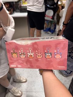 （分類：）位於 。 由 irene0802 提交（商品編號 1385935382，圖片 1）。簡介： 。
