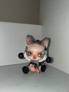 (Category: ) located in . Submitted by emilyy_yx (Listing ID 1385880640, Image 1). Description: .