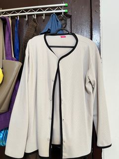 (Kategori: ) berada di . Dikirim oleh ayaaazz (ID iklan 1385830037, Gambar 1). Deskripsi: .