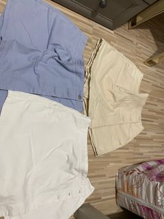 (Category: ) located in . Submitted by glads_closet (Listing ID 1385922530, Image 1). Description: .